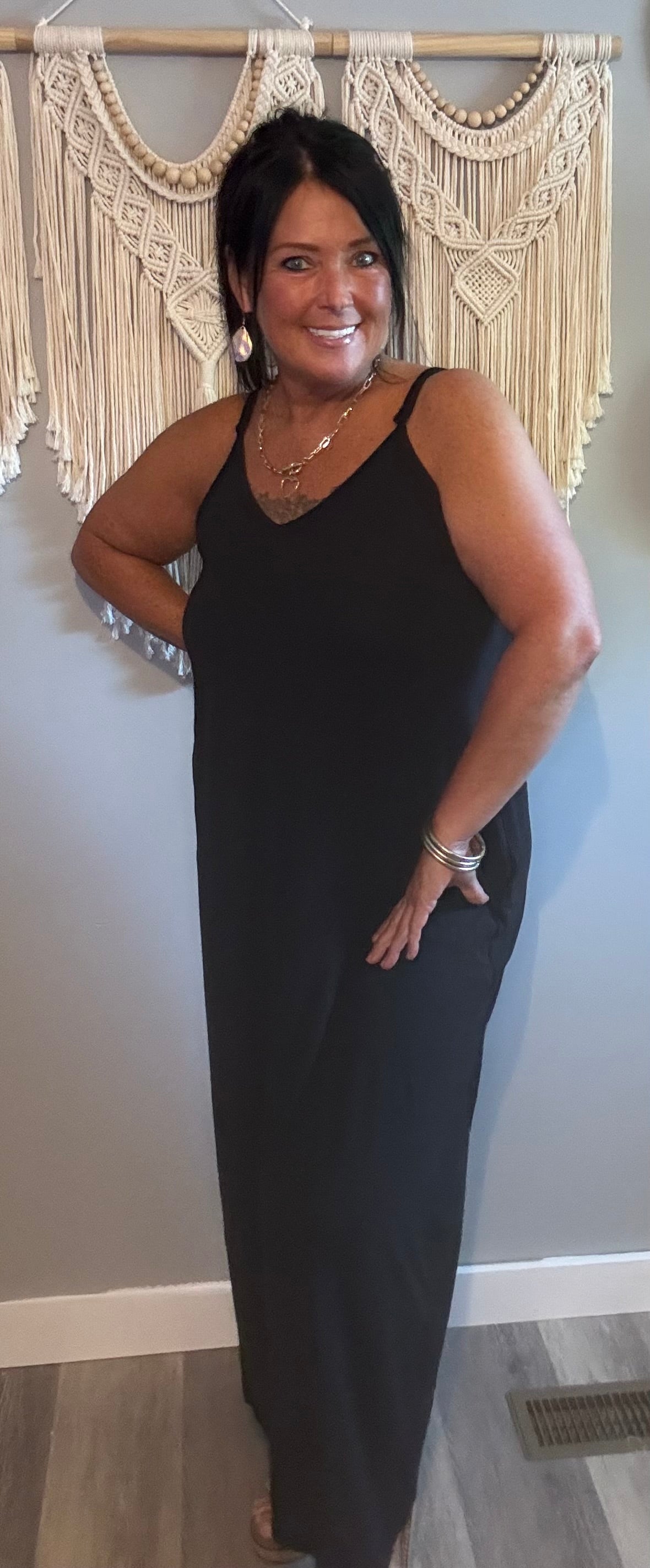 Zenana Black Jersey V-Neck Maxi Dress with Pockets will fit up to 2x